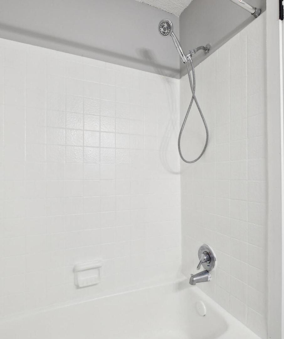Brentwood C3 I Cozy & Comfy I 2bd I Free Parking