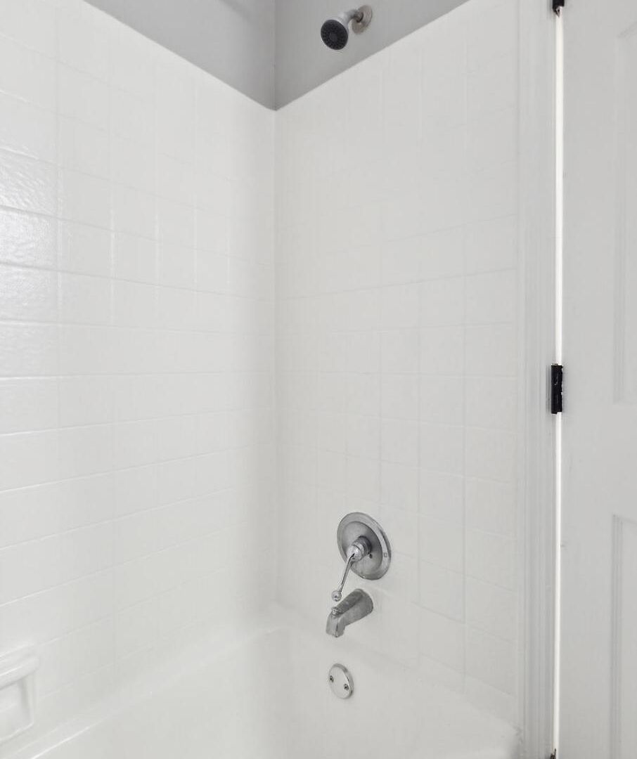 Brentwood C2 I Cozy & Comfy I 1bd I Free Parking Apartment