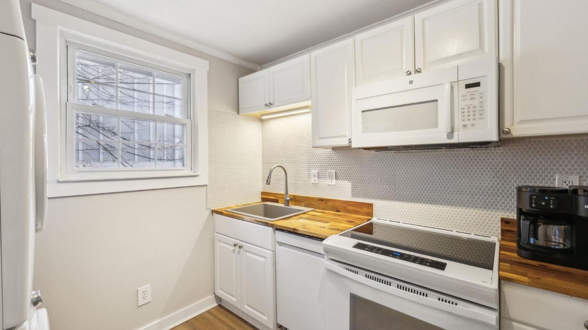 Sunny Delight Apartment