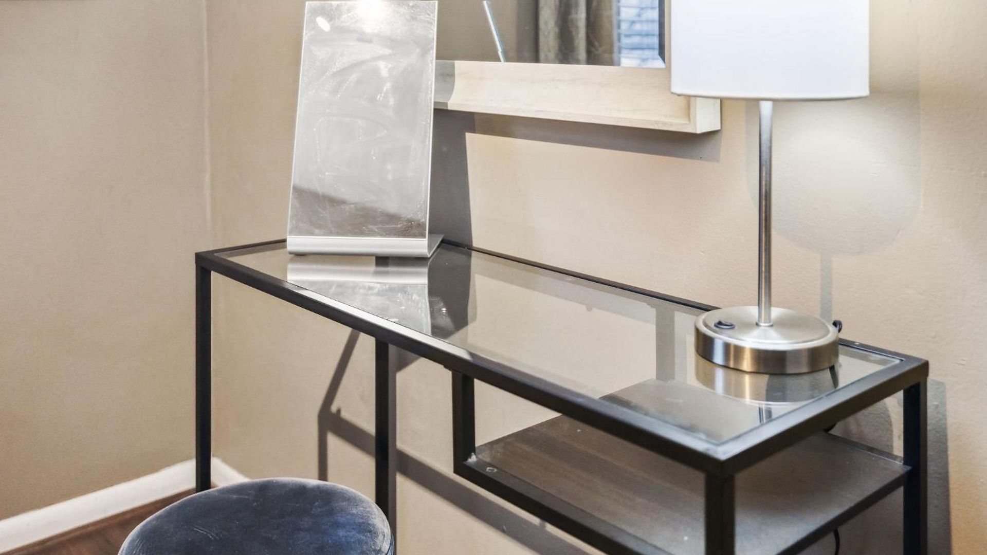 Belmont Kings 1 Mile To Downtown And Park Free Holiday home *
