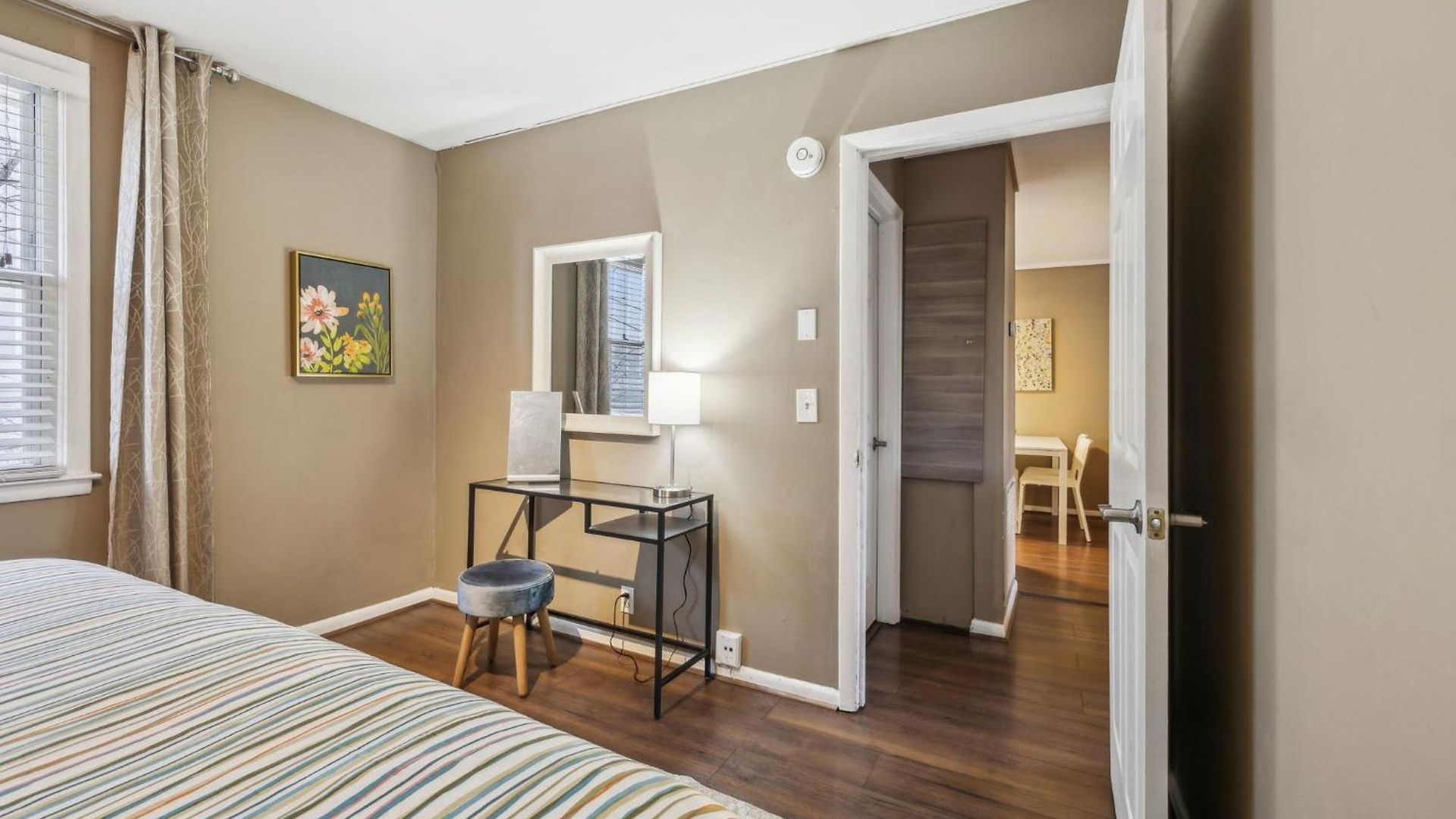Belmont Kings 1 Mile To Downtown And Park Free *