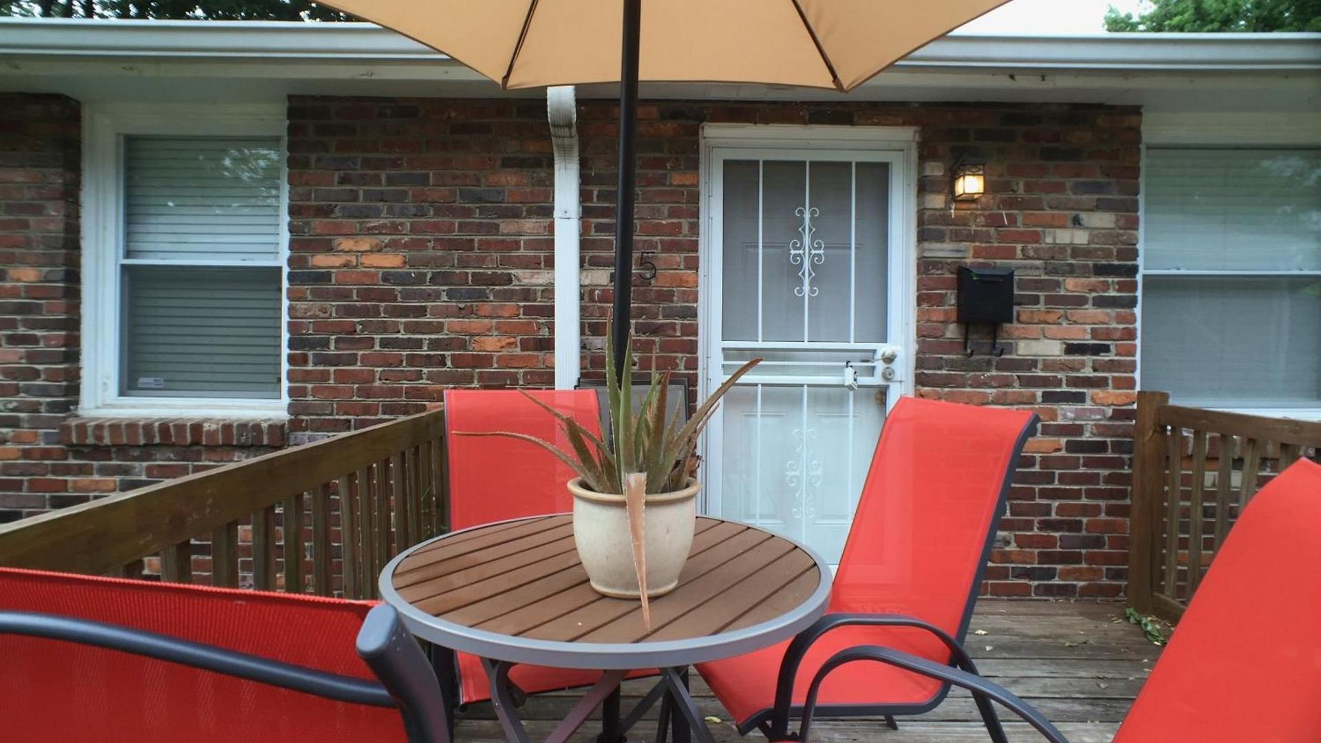 Belmont Kings 1 Mile To Downtown And Park Free Holiday home *