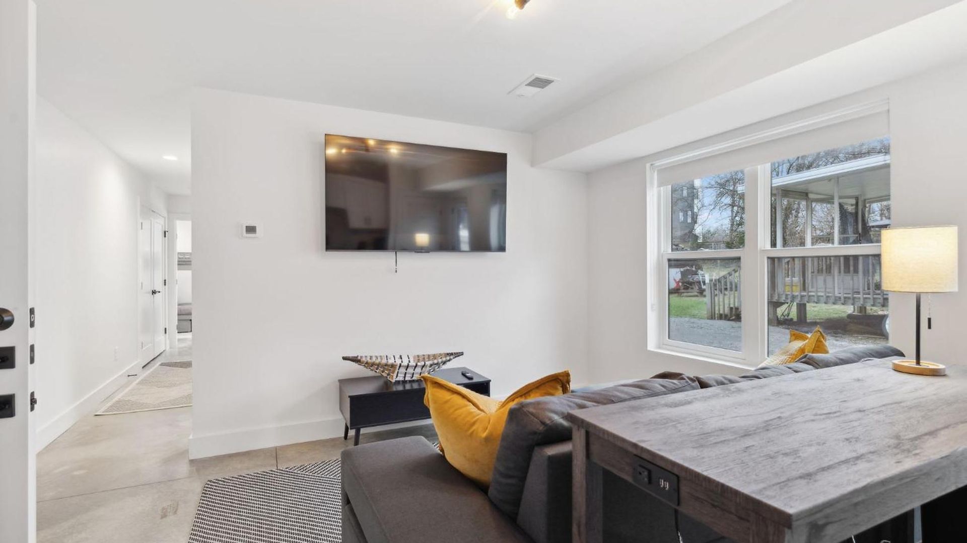 Holiday home Stylish Multi-level Retreat Rooftop & Pool Table *