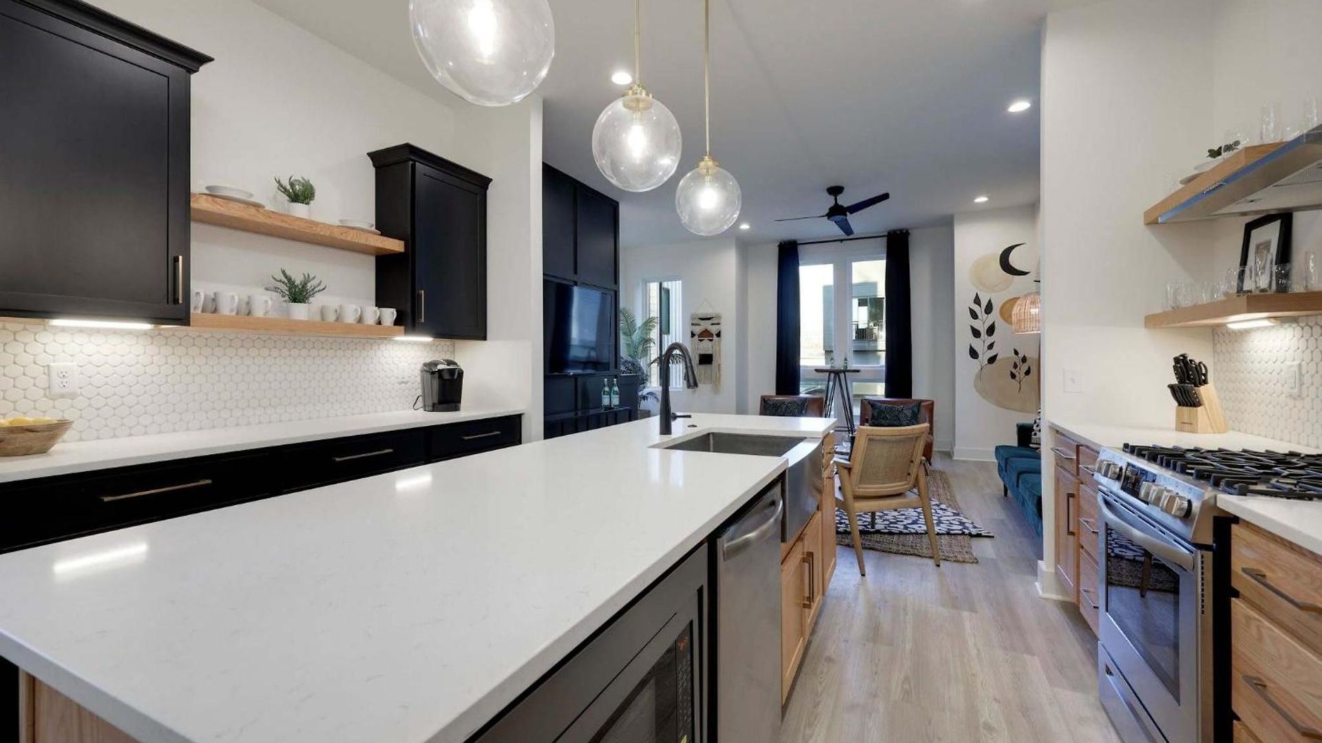 The Daylily & The Aster - Two Four Bedroom Homes Holiday home Nashville