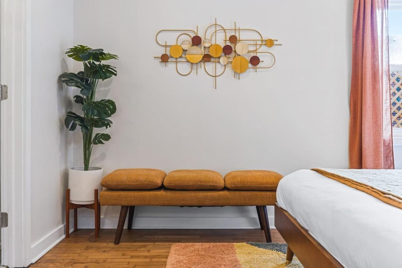 Mid-century Modern Near Restaurants, Coffee And Bars *