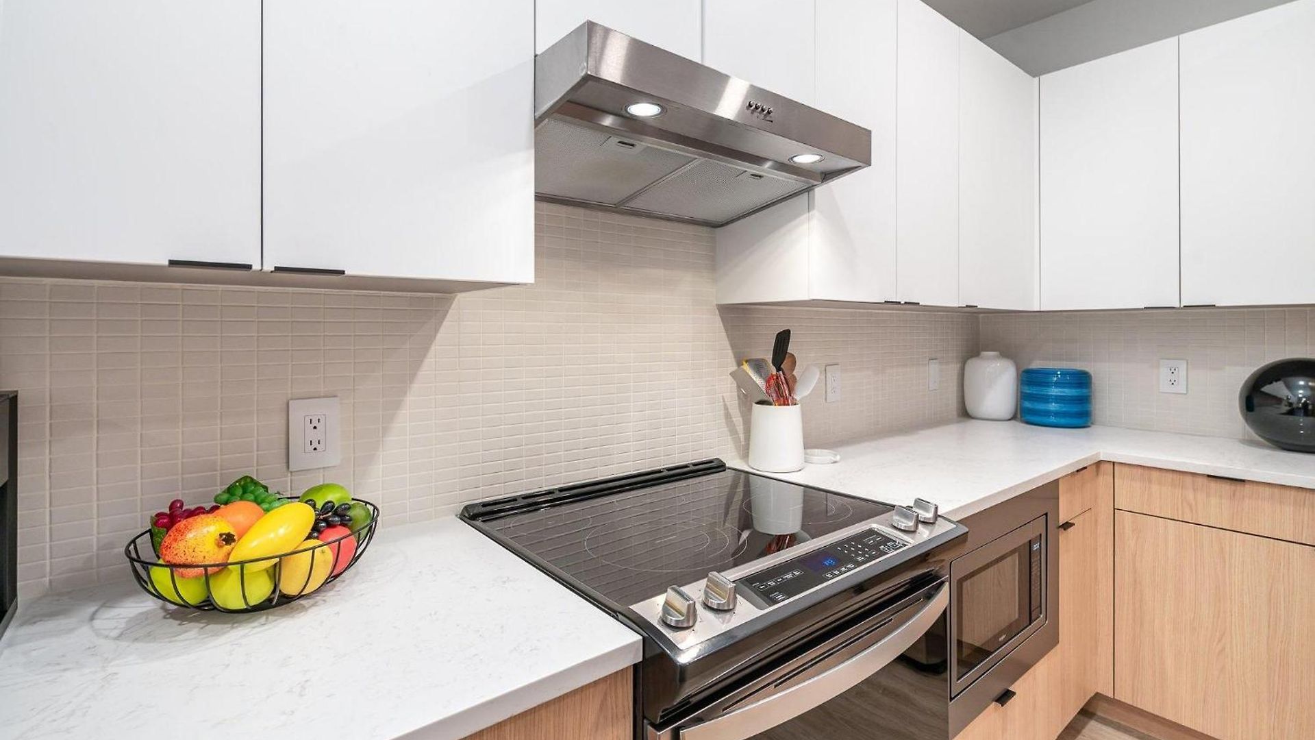 Hyve-retro Modern-full Gym-walk To Broadway Holiday home *