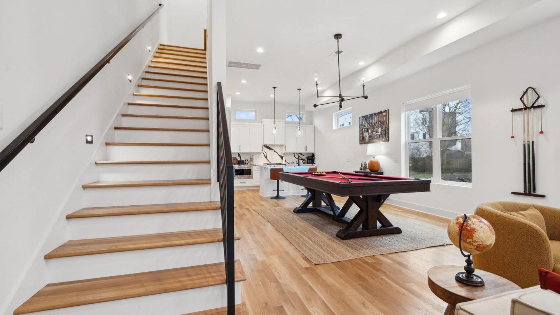 Holiday home Sleek Multi-level Rooftop Views & Pool Table Nashville