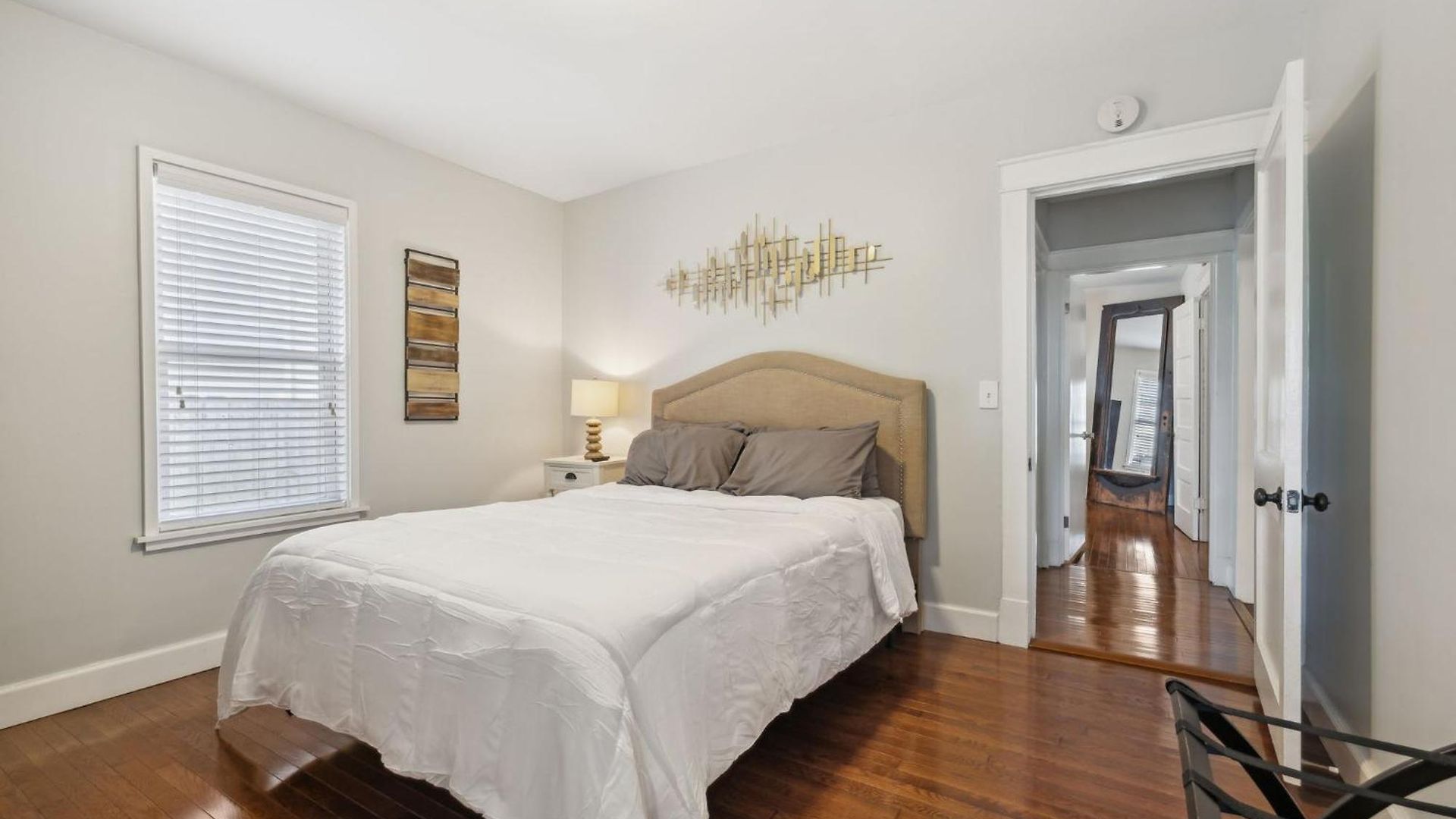 Historic Family *walk To Bars & Restaurants* Holiday home Nashville