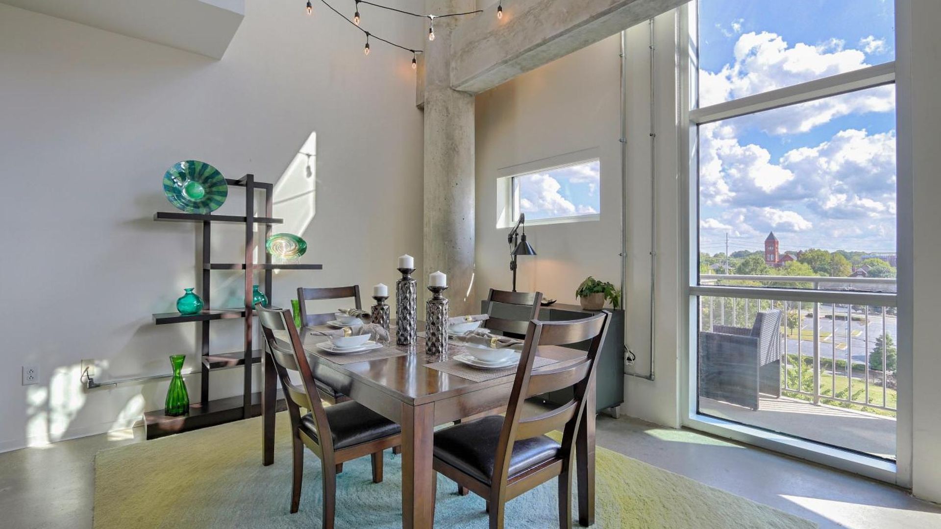 2115 Yeaman Place Holiday home *
