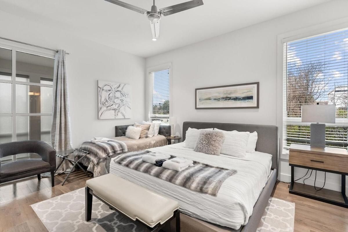 Holiday home Always A Guest Favorite! Luxe With Huge Rooftop And 7 Beds Nashville