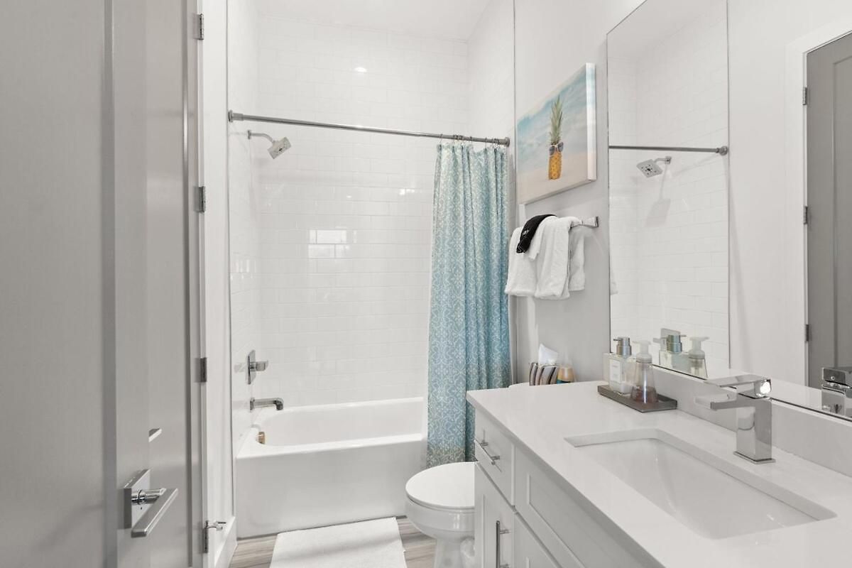 Always A Guest Favorite! Luxe With Huge Rooftop And 7 Beds Holiday home *