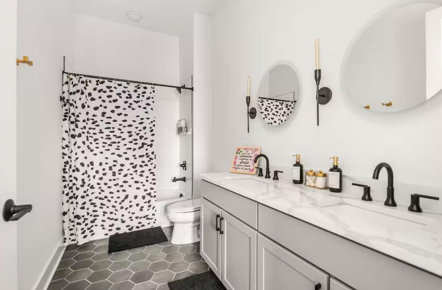 East Getaway Walkable & Near Downtown Nashville