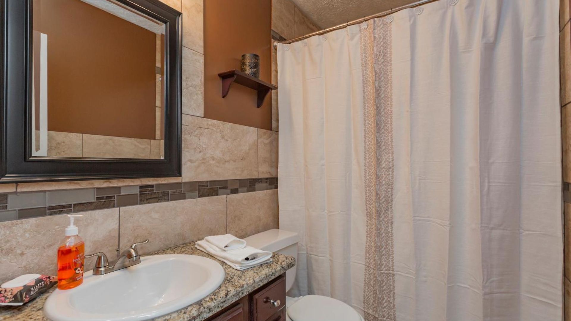 Looby Location- Charming 3br 10 Min To Downtown * Nashville
