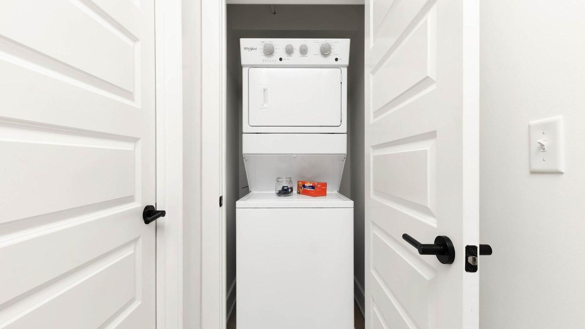 The Azalea & The Sunflower - Two Four Bedroom Homes Holiday home Nashville