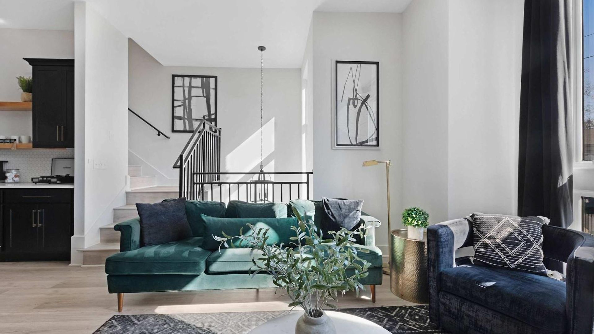 The Azalea & The Sunflower - Two Four Bedroom Homes Holiday home Nashville