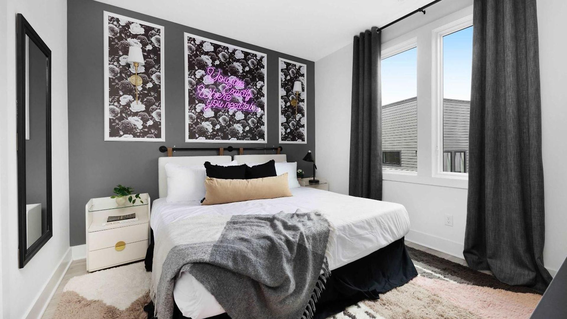 The Azalea & The Sunflower - Two Four Bedroom Homes Holiday home