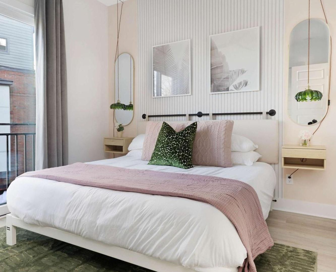 The Camellia & The Bluestem - Two Four Bedroom Homes Holiday home Nashville