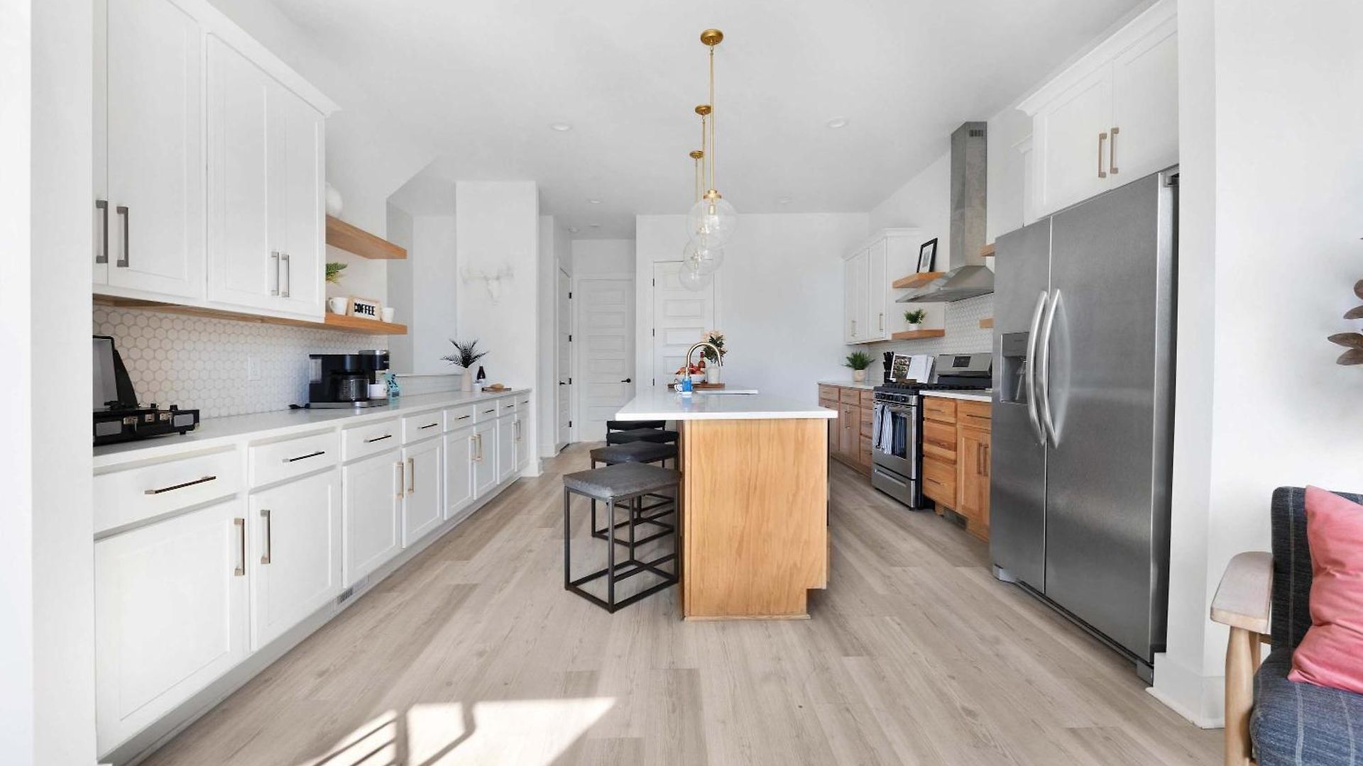 The Camellia & The Bluestem - Two Four Bedroom Homes Holiday home Nashville