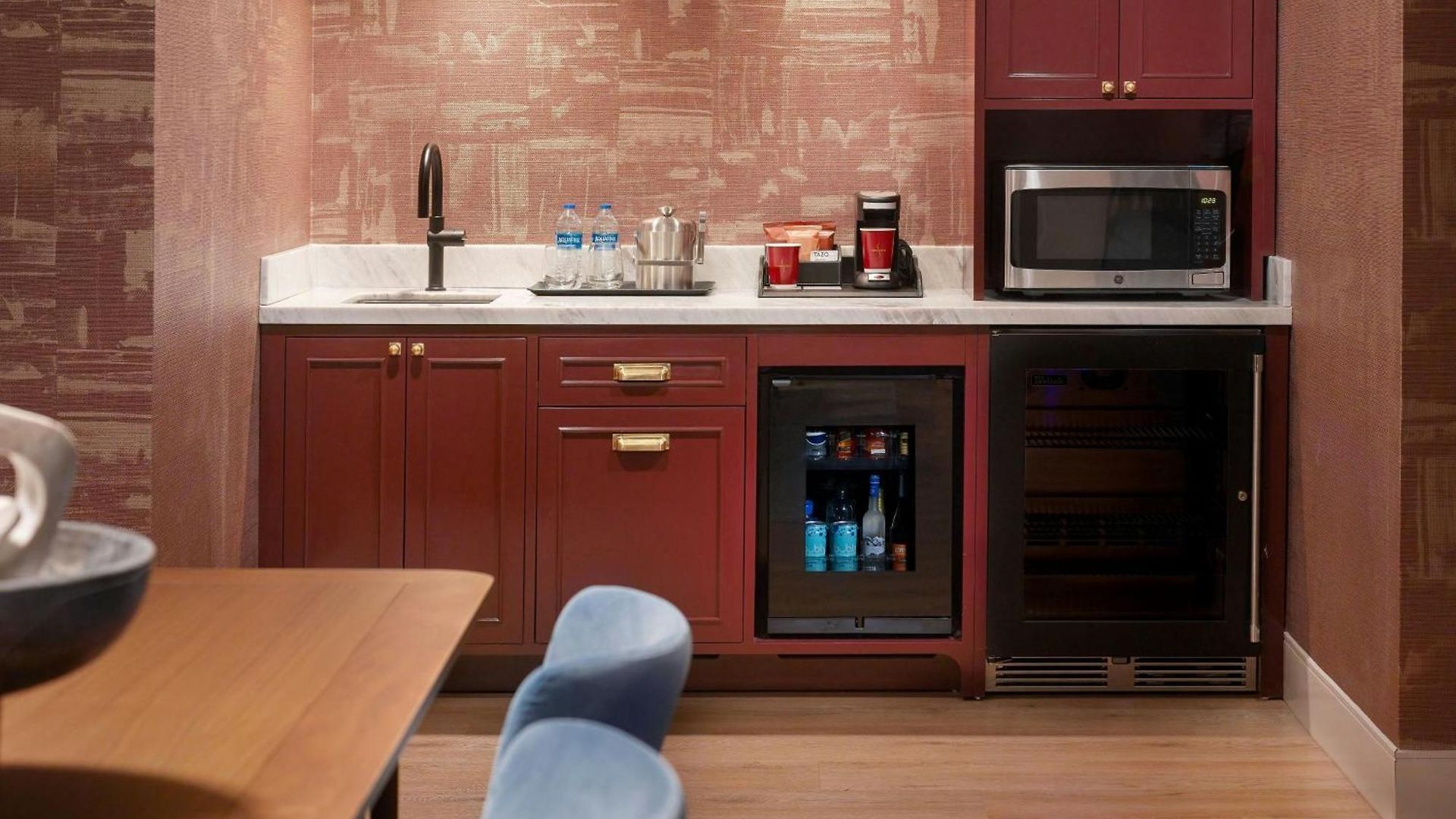 Sheraton Grand Downtown 4*