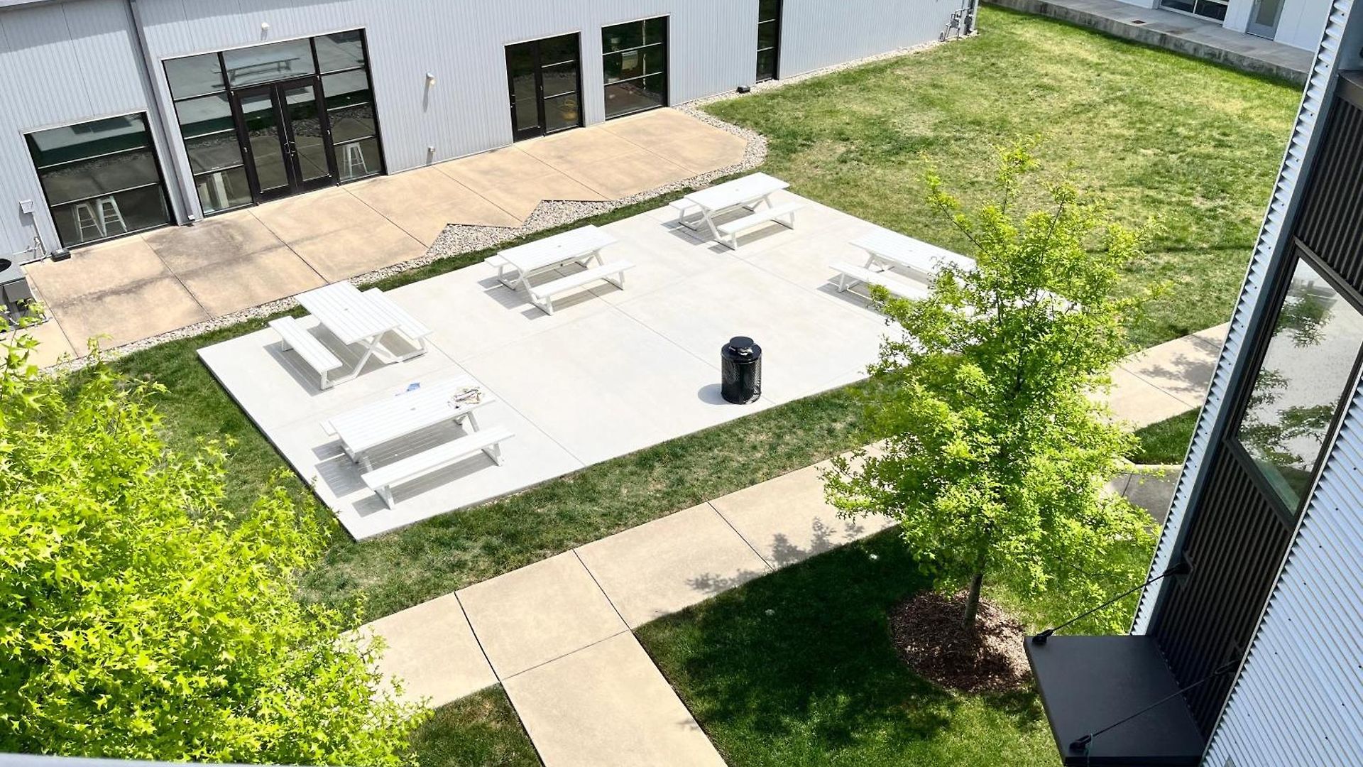 Modern Townhome 2 Miles South Of Downtown And Broadway Ave Apartment *