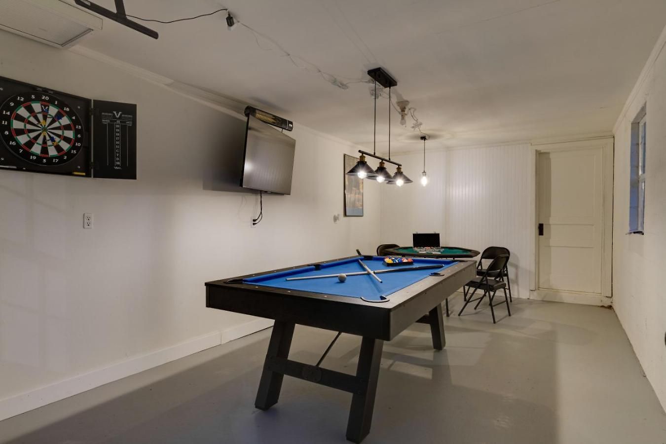 The Playground: 5br With Hot Tub, Cinema, And Arcade Holiday home