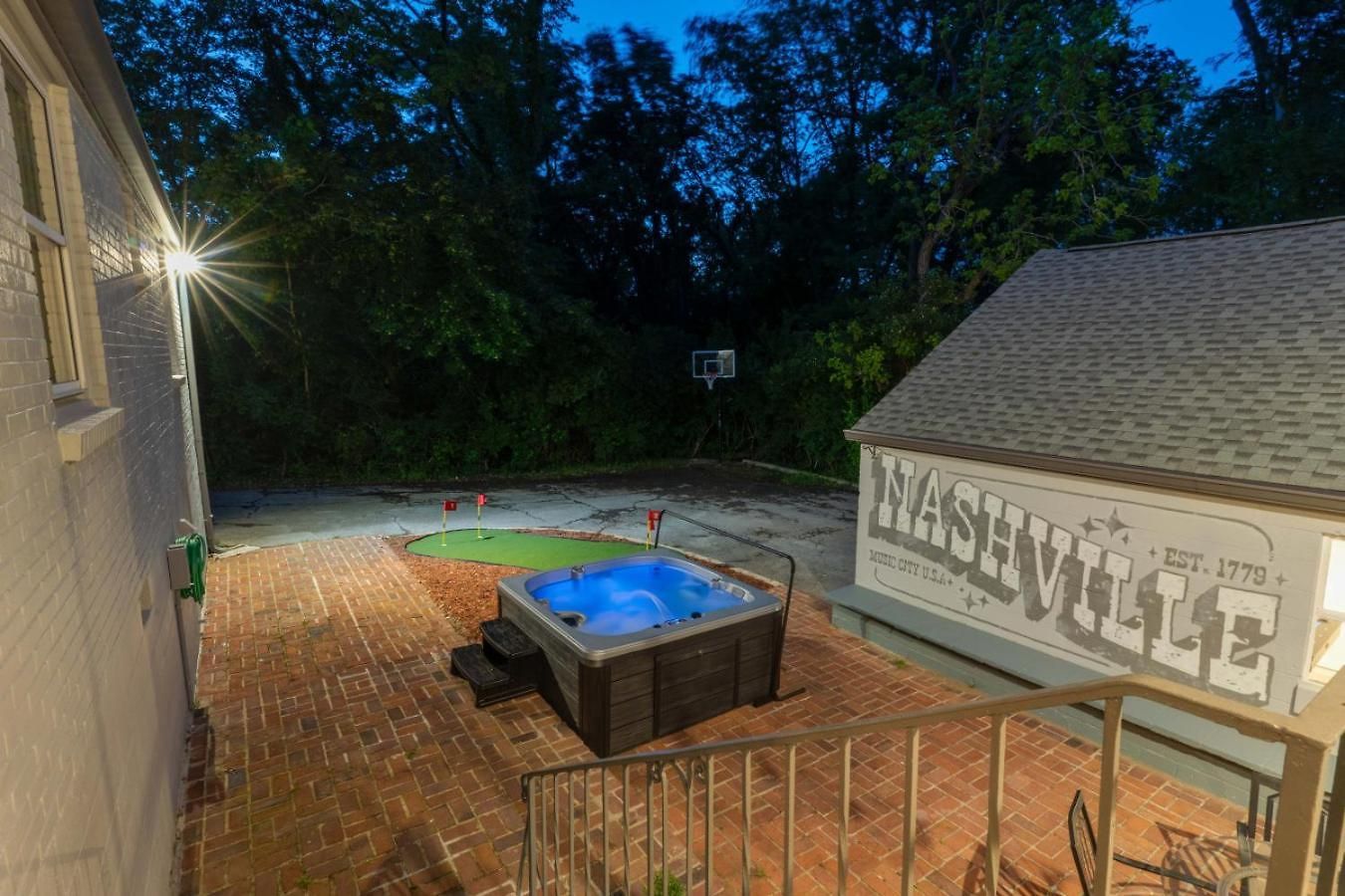 The Playground: 5br With Hot Tub, Cinema, And Arcade Holiday home *