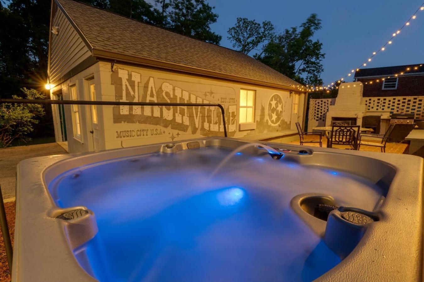 The Playground: 5br With Hot Tub, Cinema, And Arcade Holiday home *