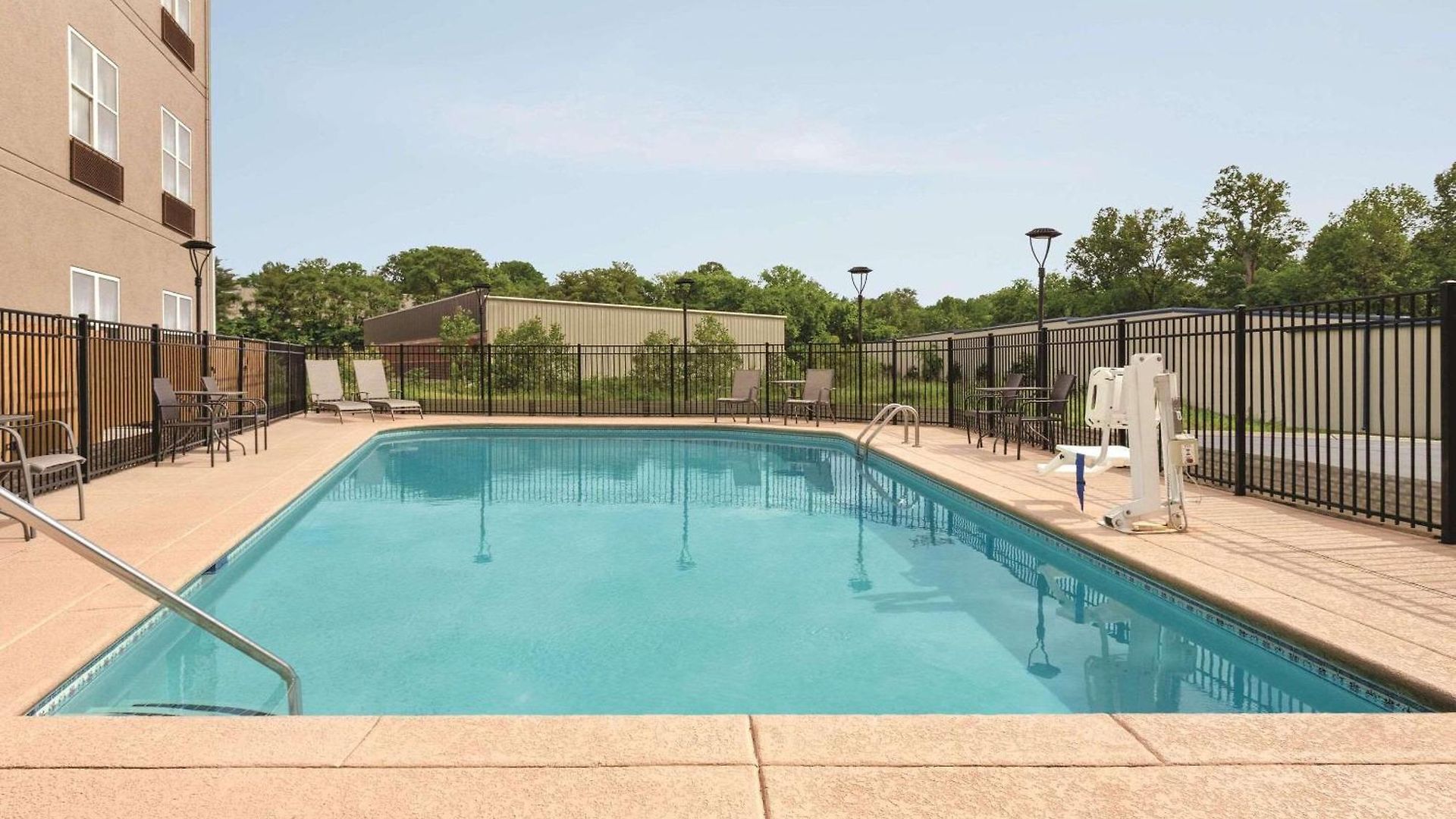 Country & By Radisson, Airport East, Tn 4* Nashville