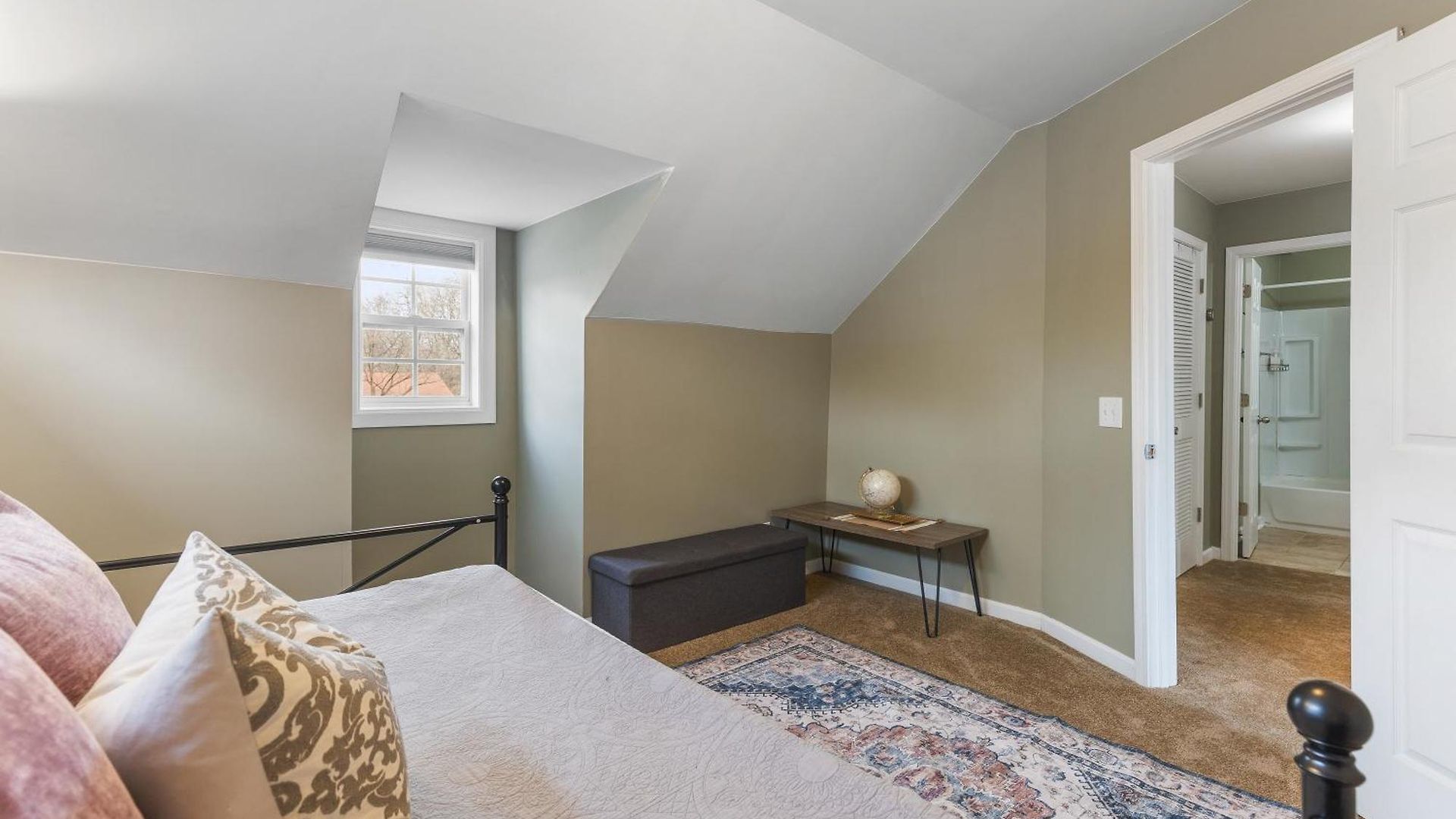 Big Cozy House 3 Mi To Downtown With Outdoor Fire Pit Holiday home