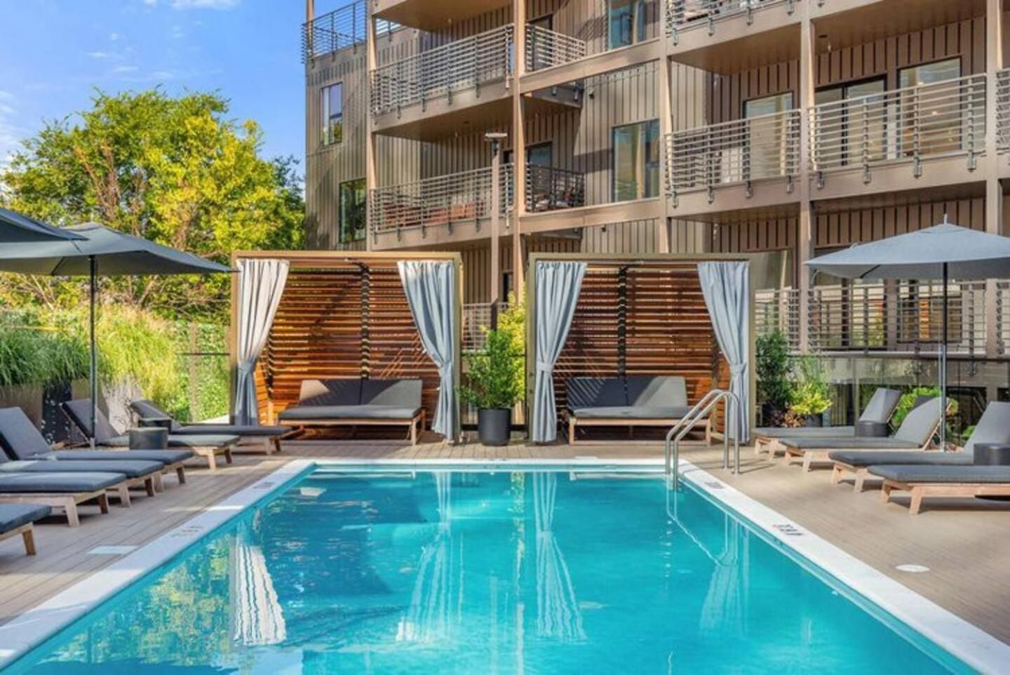 3br2ba Lux Pool Walk To Broadway 08mi * Nashville