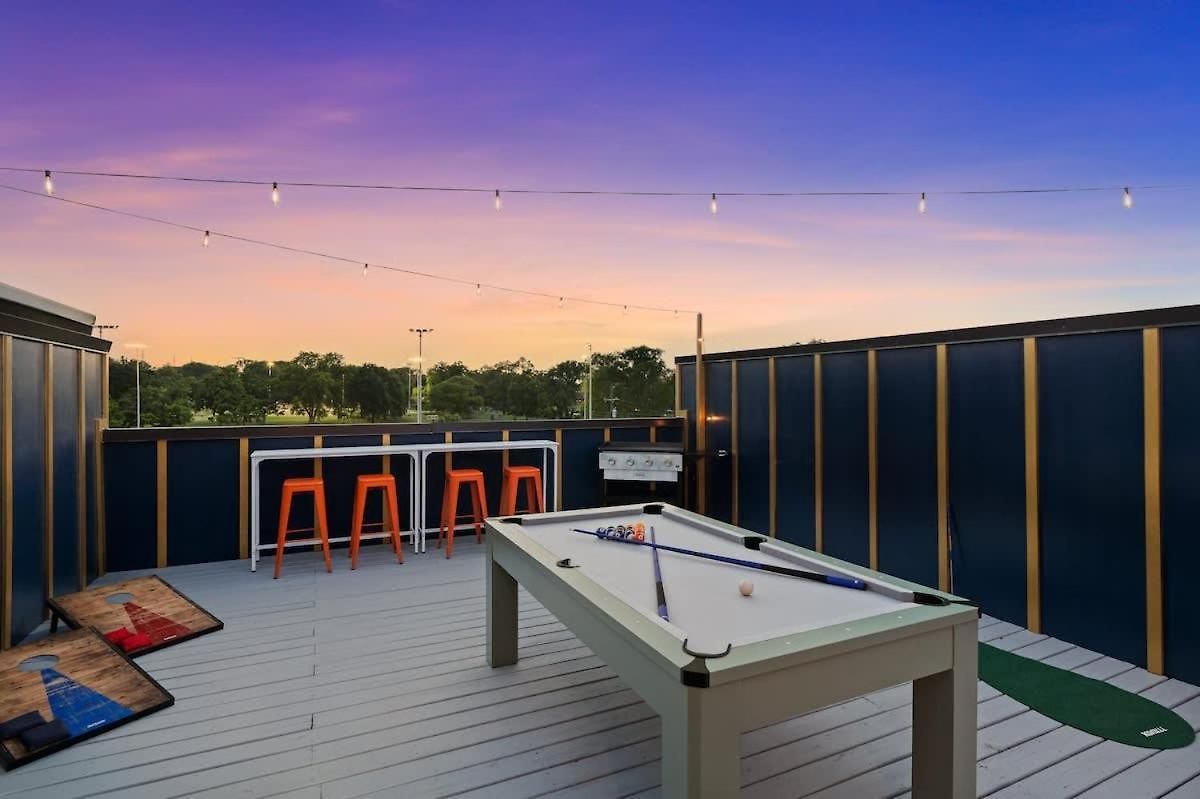 Holiday home Chic Oasis 2 Miles From Dt - Pool Table - B-dashy