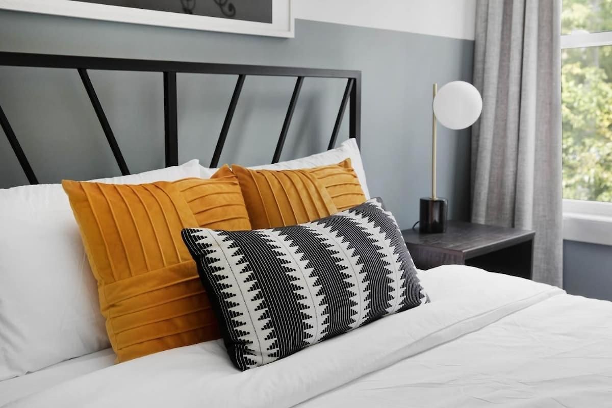 Chic Oasis 5 Mins To Broadway 8 Beds B-nashy Holiday home Nashville
