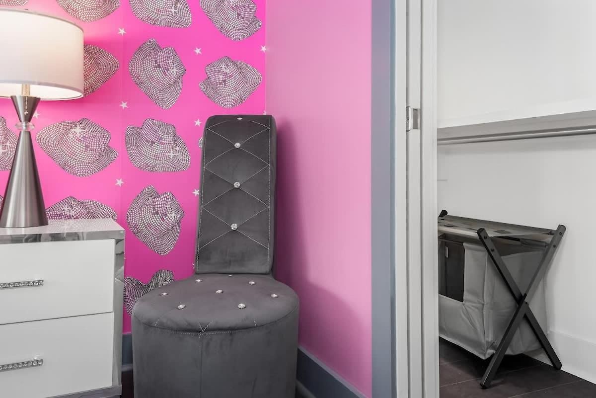 Girls' Getaway - Flamingle House - Broadway 2 Miles - Rooftop - Wow Holiday home