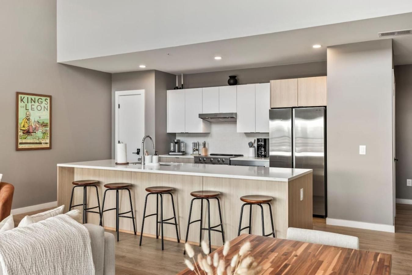 Penthouse Luxury With Pool Patio And View Walk To Broadway * Nashville