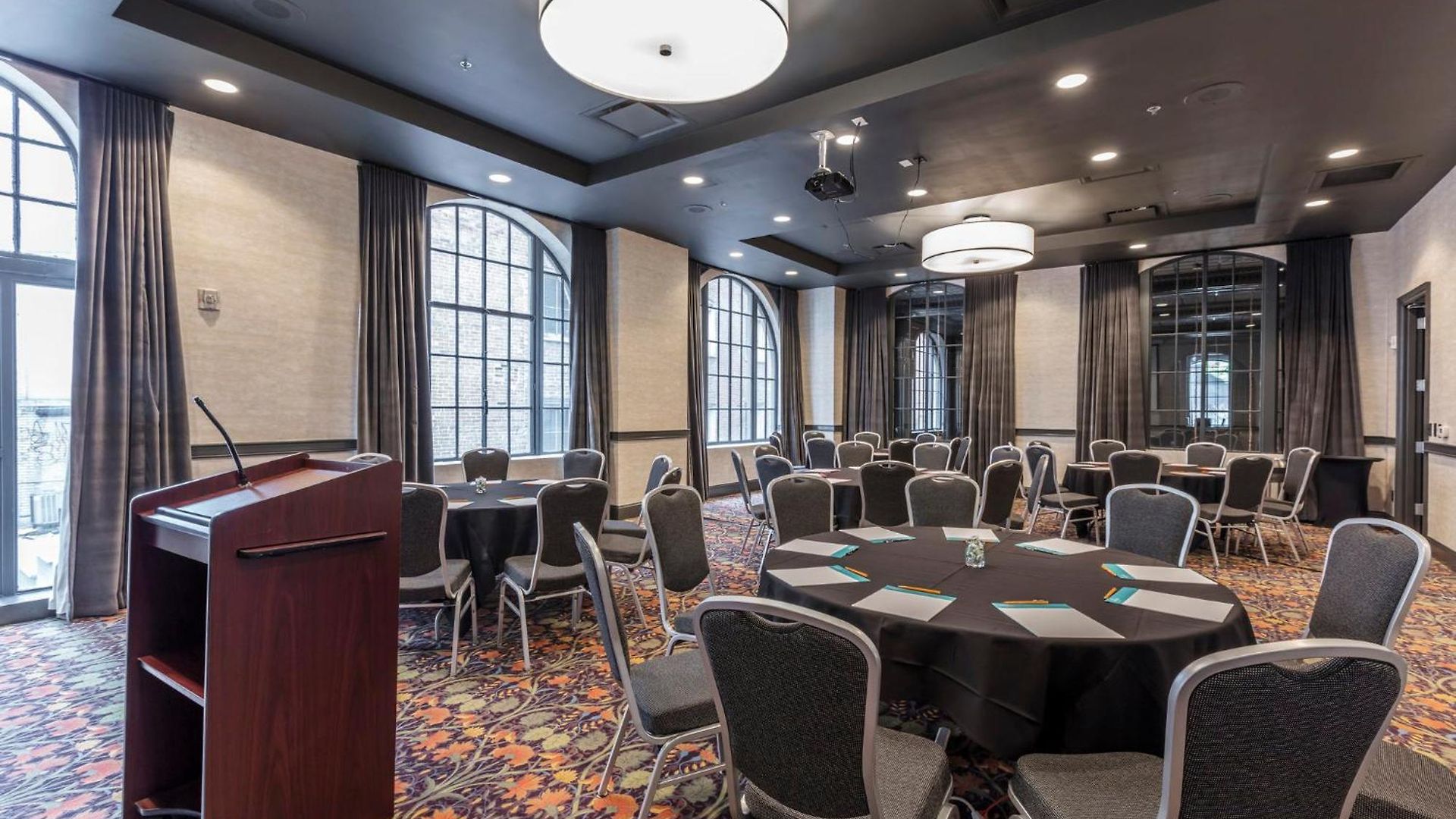 The Countrypolitan - Indigo Hotel Nashville