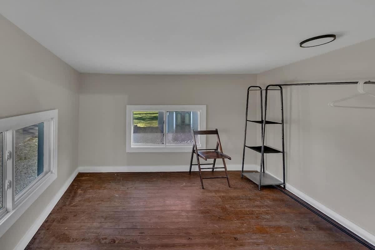 River Rustic Retreat - 15 Mins From Dt