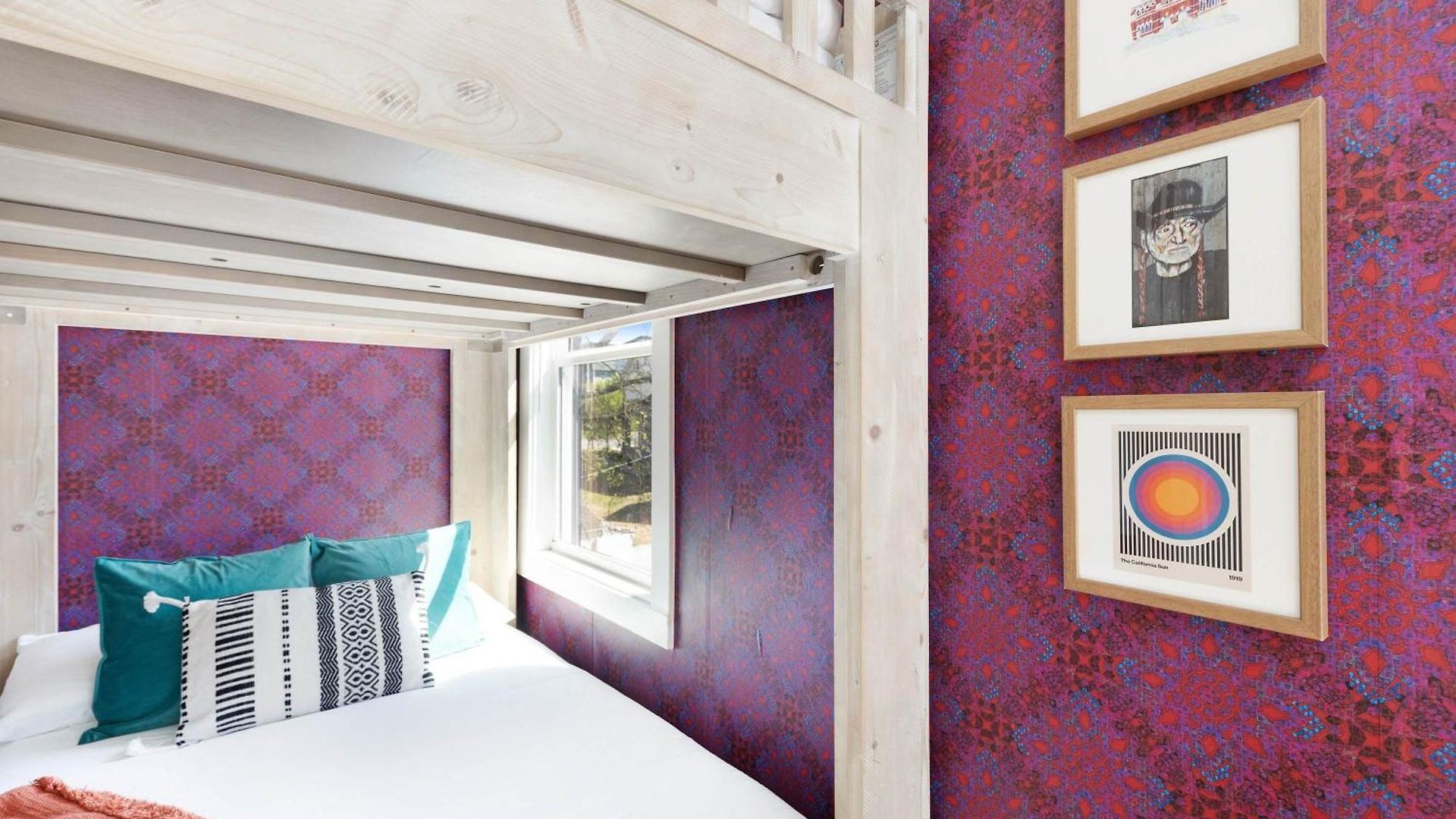 The Willie - Newly Redesigned, Game & Rooftop *