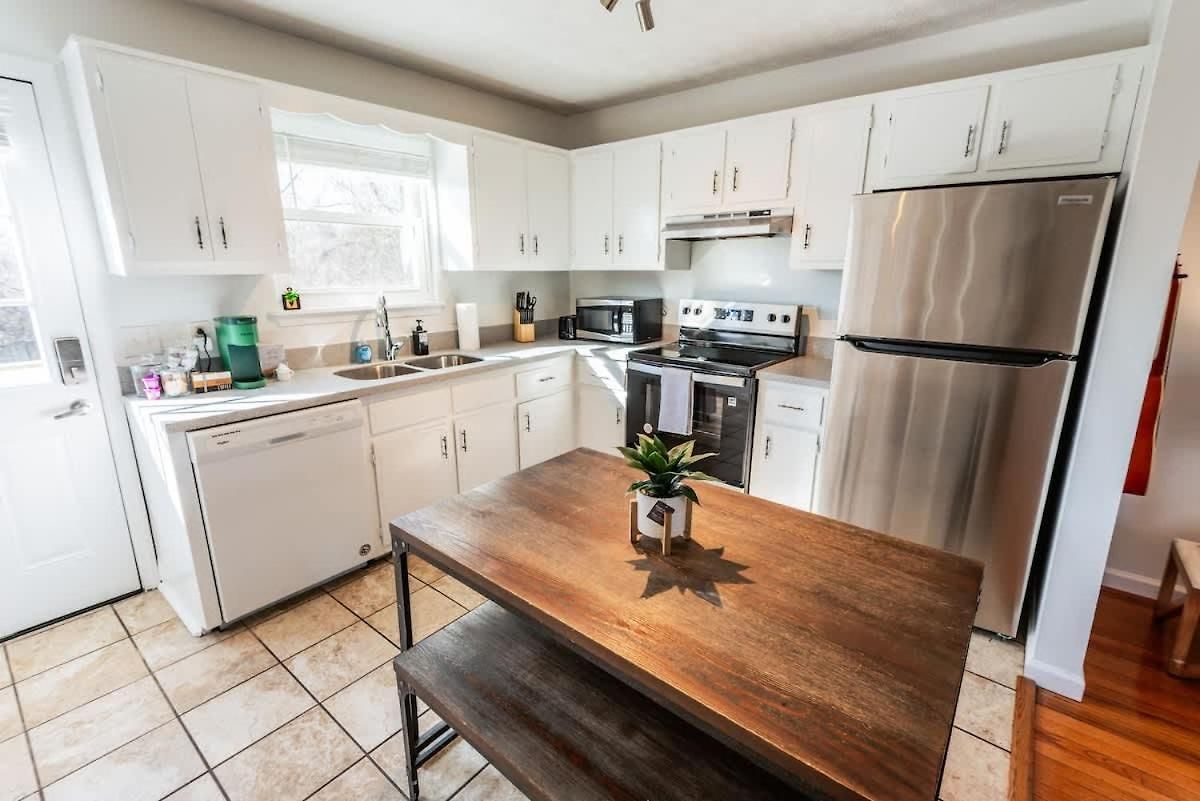 The Eastside 2br Near 5points Nashville