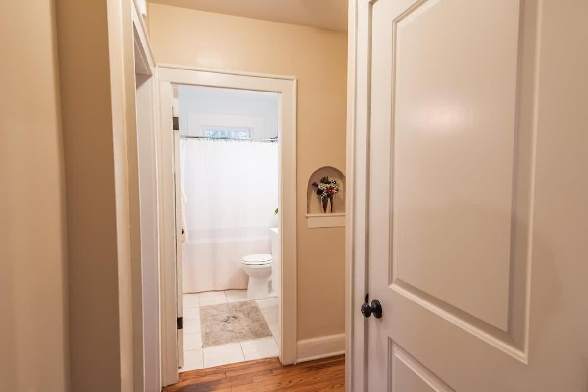 Cozy East Nash W Big Yard Holiday home