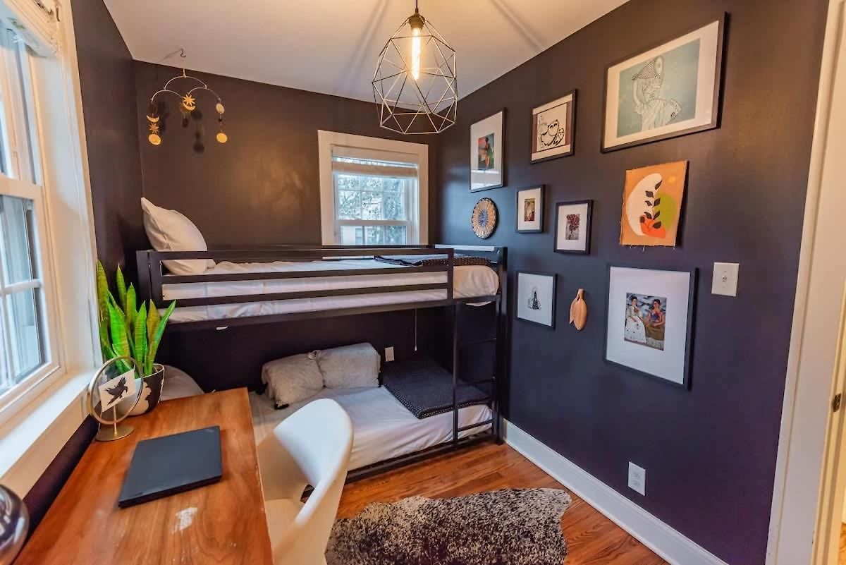 Cozy East Nash W Big Yard Holiday home *