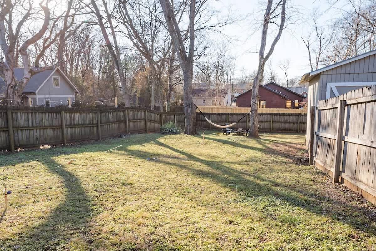 Cozy East Nash W Big Yard *