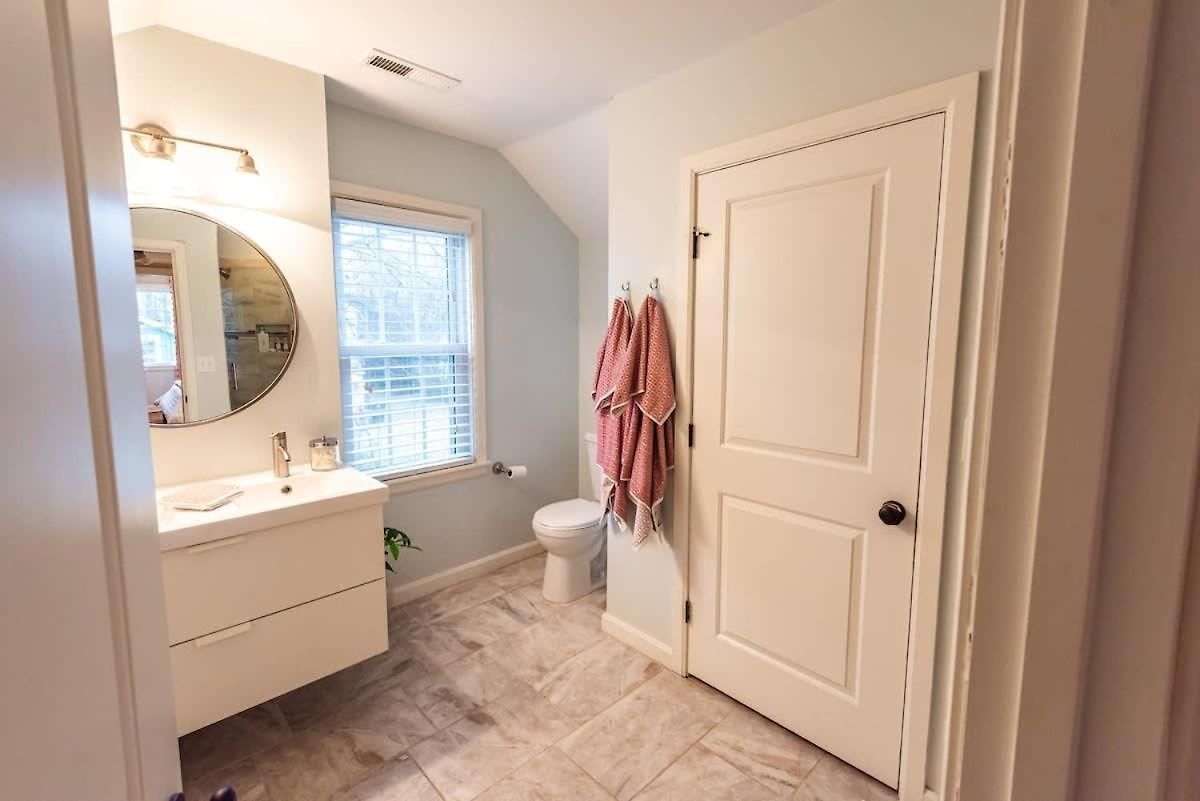 Cozy East Nash W Big Yard Holiday home