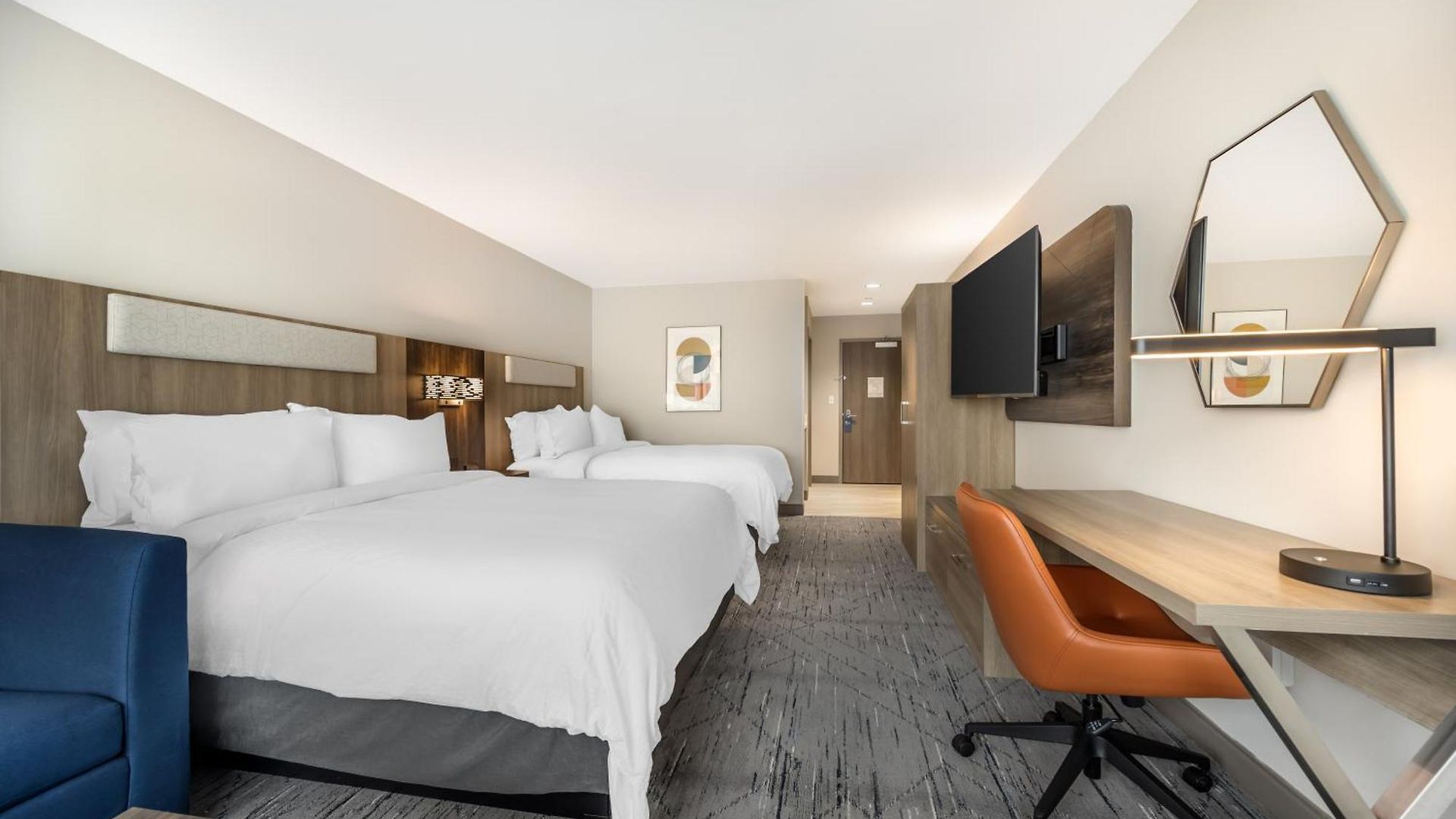 Express & West End - Univ Area By Ihg Hotel 3*