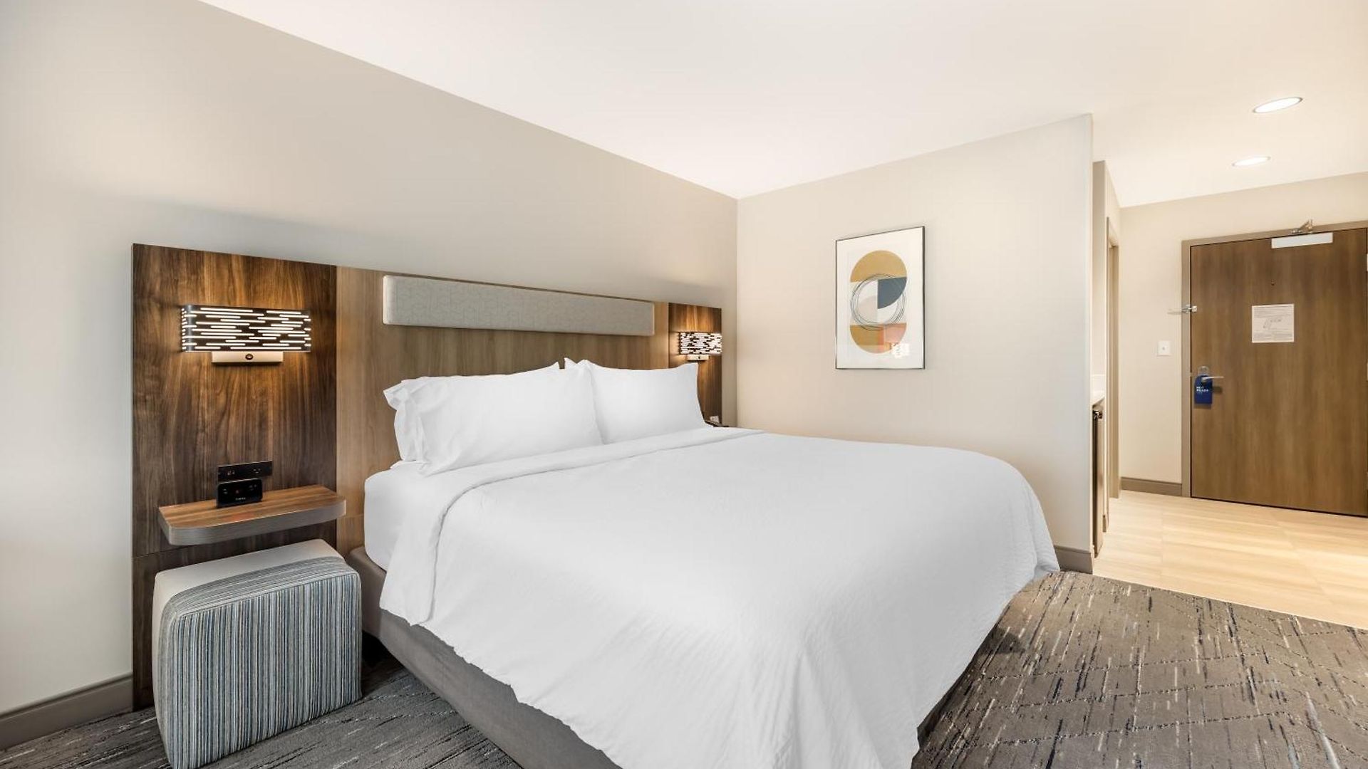 Express & West End - Univ Area By Ihg 3*