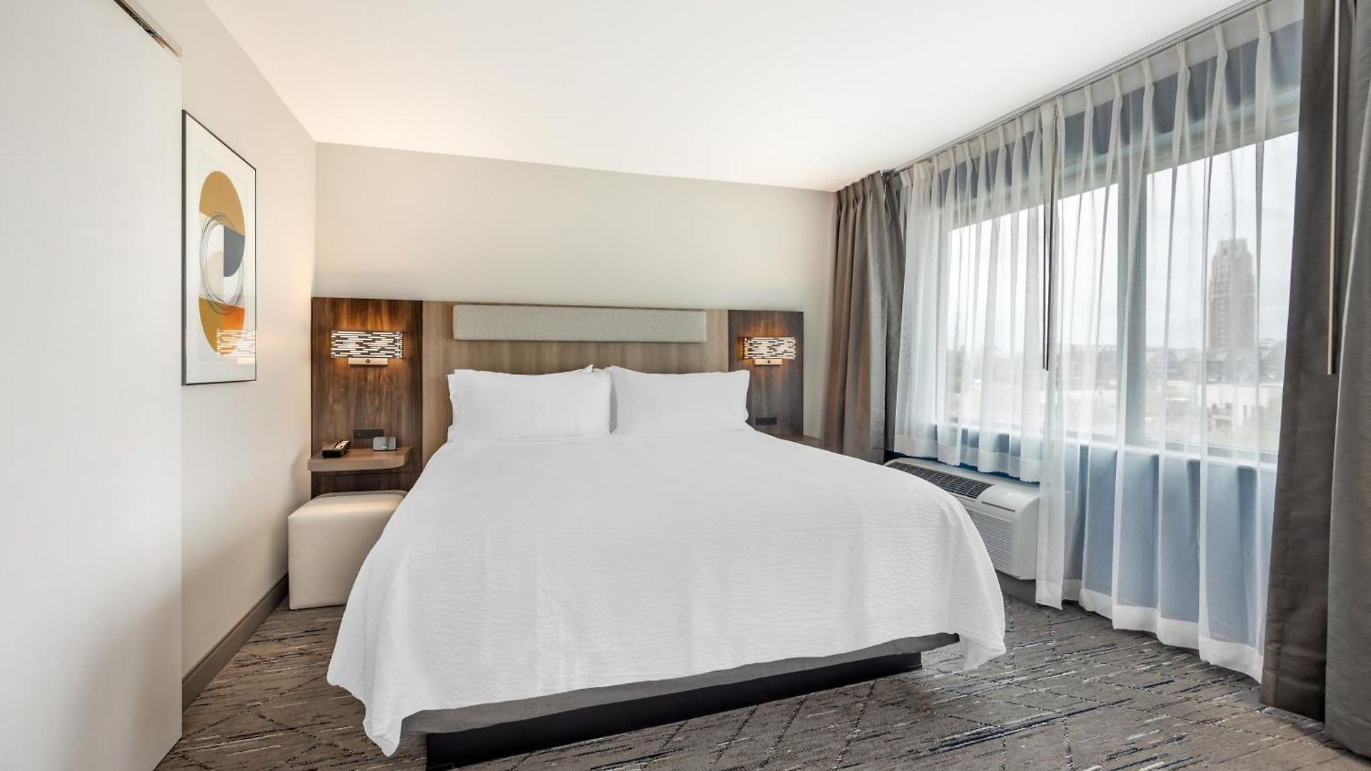 Hotel Express & West End - Univ Area By Ihg 3*
