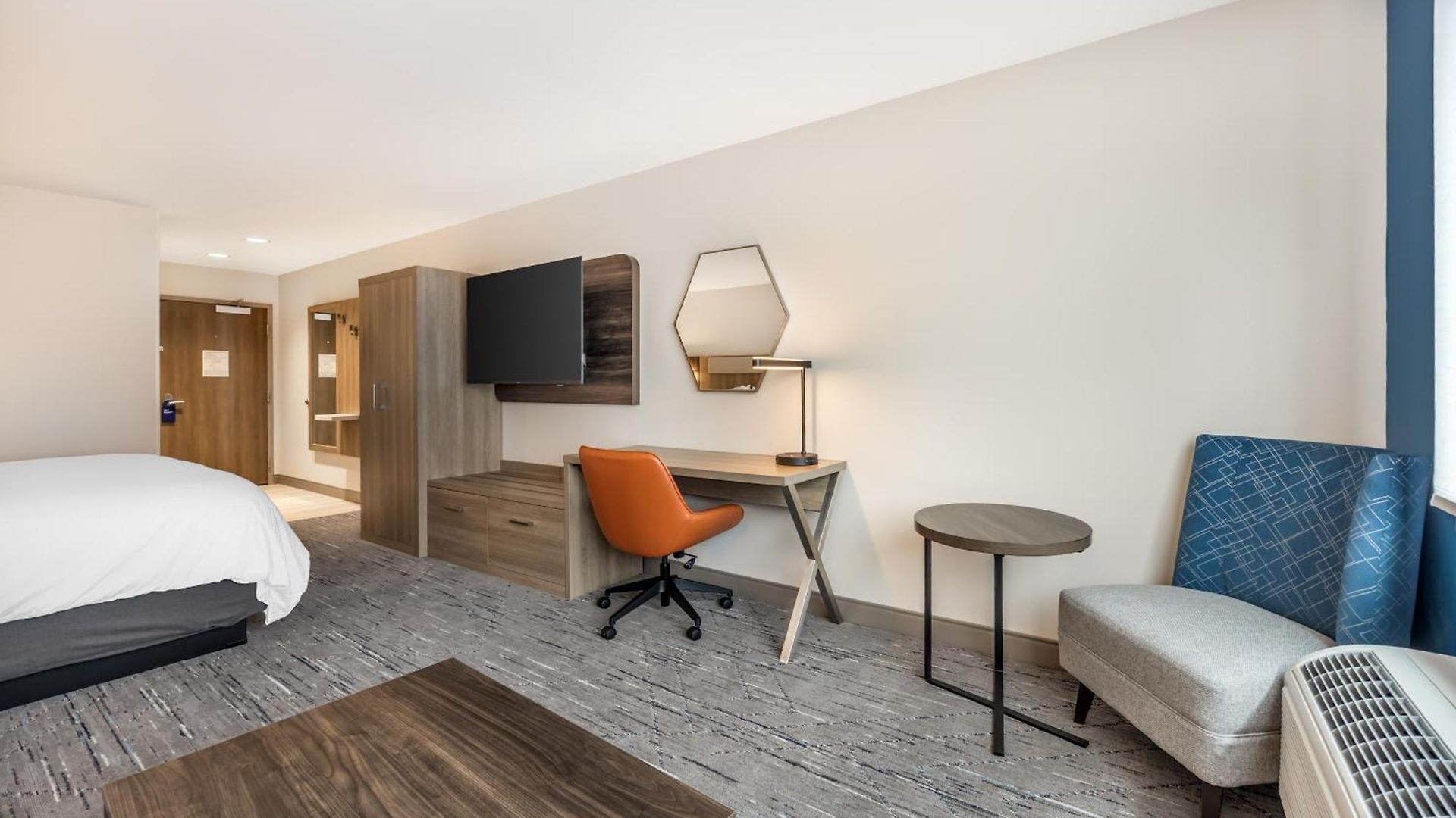 Express & West End - Univ Area By Ihg Hotel