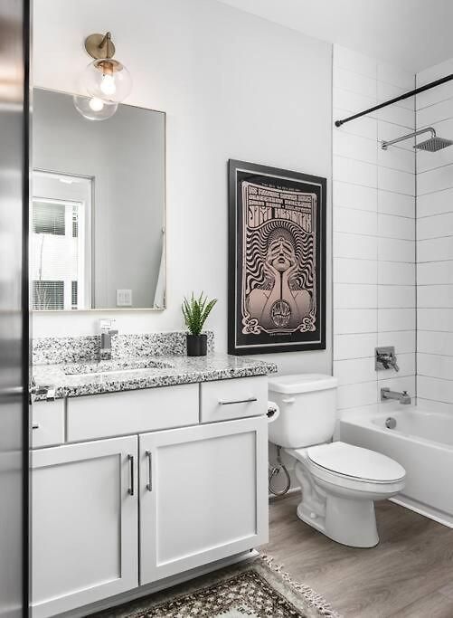 House Of Many Records - Brand New Spacious Luxury *