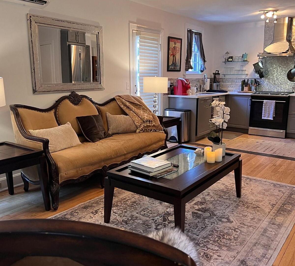 Apartment Cozy Retreat In Upscale Hills In West Nashville