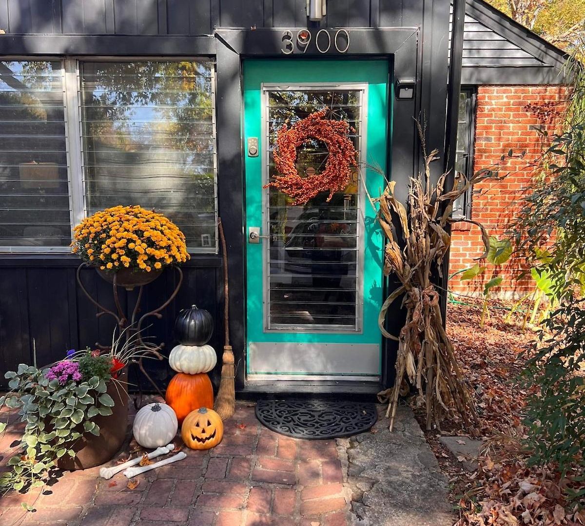 Apartment Cozy Retreat In Upscale Hills In West *