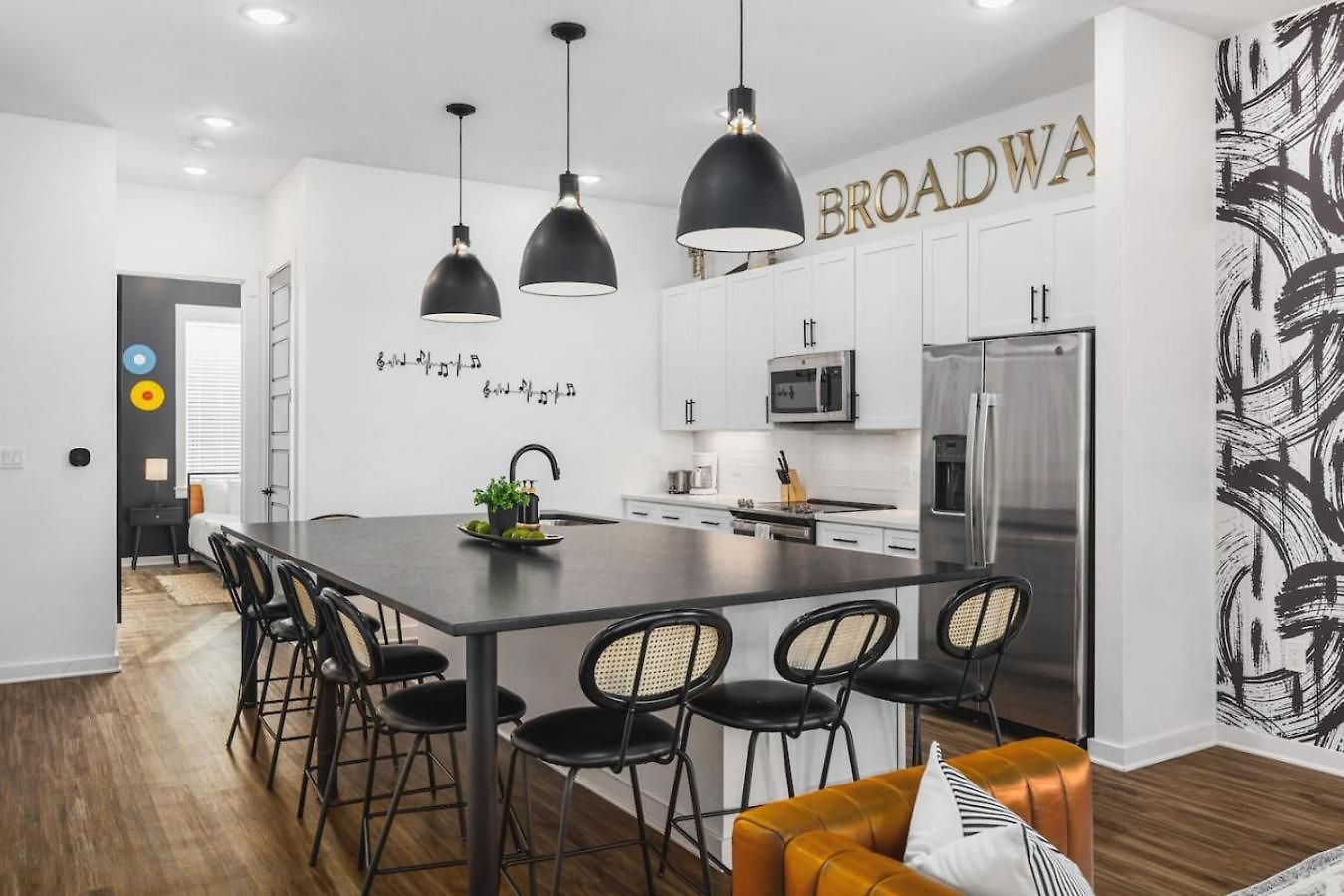 Holiday home Two Adjacent Homes Sleeps 24 Only 3 Miles To Broadway Nashville